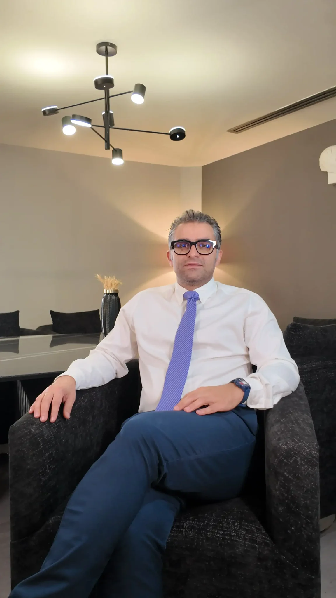بهترین متخصص جراح مغز و اعصاب و ستون فقرات